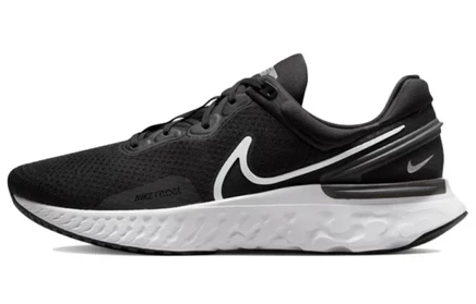 Мужские беговые кроссовки Nike React Miler 3, чёрно-белые