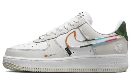 Женские кроссовки Nike Air Force 1 Low, All Petals United