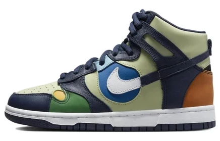 Женские высокие кроссовки Nike Dunk High