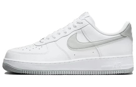 Мужские кроссовки Nike Air Force 1 Low ’07, бело-серые