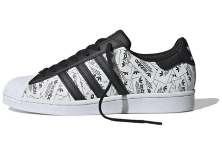 Женские кроссовки adidas Originals Superstar Label Collage