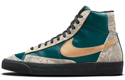 Женские кеды Nike Blazer Mid 77 Lucha Libre