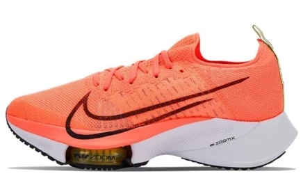 Мужские кроссовки Nike Air Zoom Tempo Next%, оранжевые