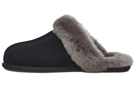 Тапочки домашних женские UGG Scuffette II default