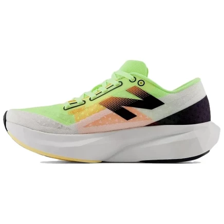 Мужские кроссовки New Balance Rebel V4, бело-зеленые