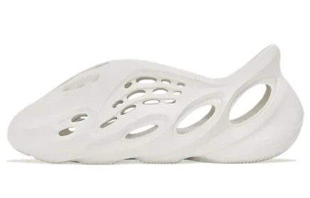 Женские сабо adidas Yeezy Foam RNNR, песочные