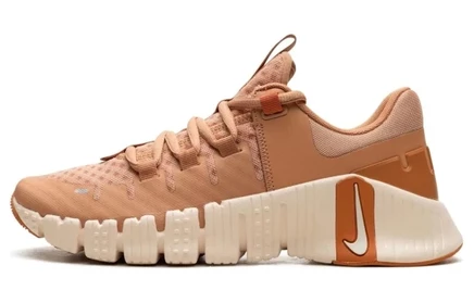 Женские кроссовки Nike Free Metcon 5, оранжевые