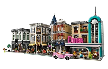 Конструктор LEGO Creator 3 в 1 «Столовая» 10260