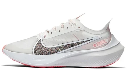 Женские беговые кроссовки Nike Zoom Gravity, белые