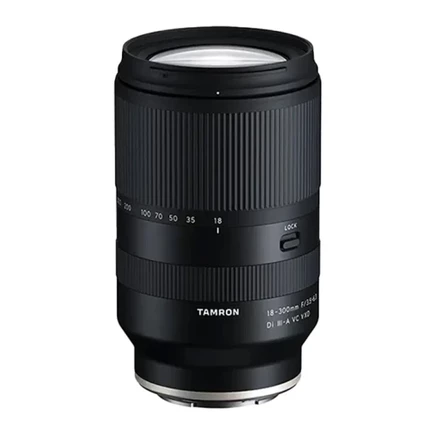 Объектив Tamron B061 18–300 мм, черный