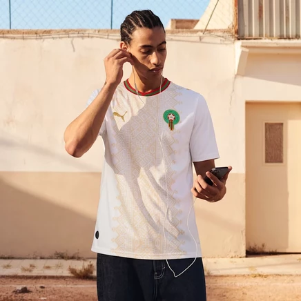 Мужская футбольная футболка puma марокко выездная бело-золотая