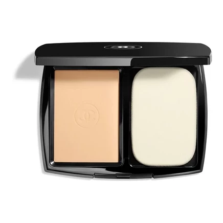 Компактная тональная основа Chanel Ultra Le Teint
