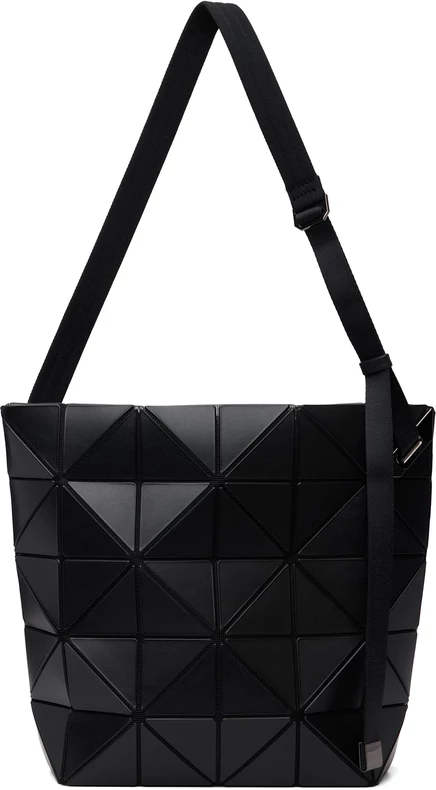Черная массивная сумка BAO BAO ISSEY MIYAKE матово-черная