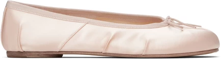 Атласные балетки Maison Margiela Pink Tabi миндально-персикового цвета