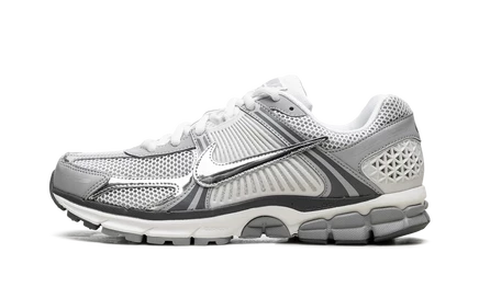 Кроссовки Nike Zoom Vomero 5, серебристые