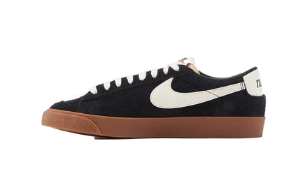 Женские кеды Nike Blazer Low 77 Vintage, черные с коричневой подошвой