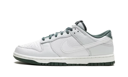 Кеды Nike Dunk Low Vintage Green, бело-зеленые
