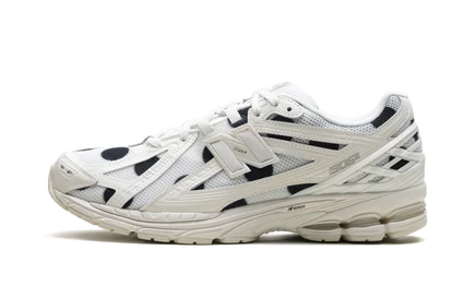 Кроссовки New Balance 1906R в горошек, мятные