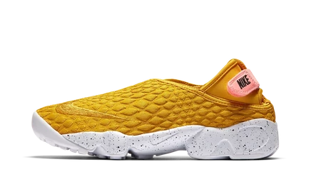 Женские кроссовки Nike Rift Wrap SE 881192 700, золотистые