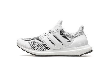 Детские кроссовки Adidas Ultraboost 5.0 DNA GS