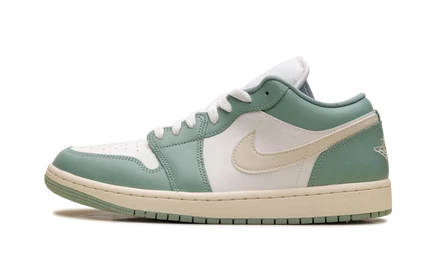 Женские кроссовки Jordan Air Jordan 1 Low, белые Cannon