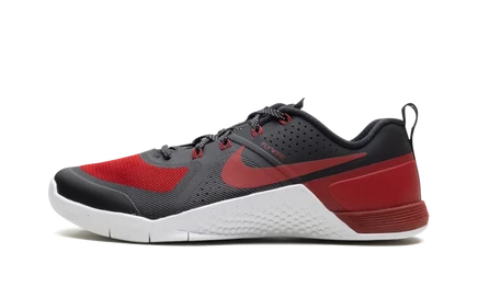 Кроссовки Nike Metcon 1 OG «Road to Metcon X Banned»