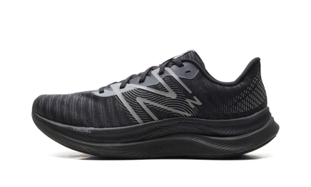 Кроссовки New Balance FuelCell Propel v4, черно-серые