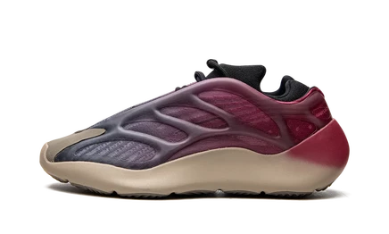 Кроссовки Yeezy 700 V3 Fade Carbon