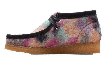 Женские мокасины Clarks Wallabee, черные с шерстью