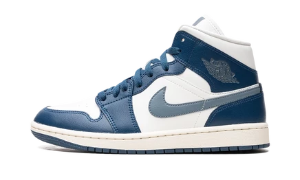 Женские кроссовки Jordan 1 Mid, French Blue