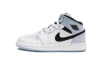 Детские кроссовки jordan air jordan 1 mid se, светло-голубые