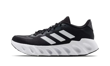 Кроссовки Adidas Switch Run, черно-белые