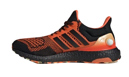 Кроссовки Adidas UltraBoost «Fishstick», черно-оранжевые