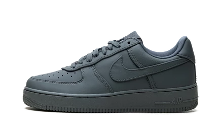 Кроссовки Nike Air Force 1 Low Retro Premium, серые