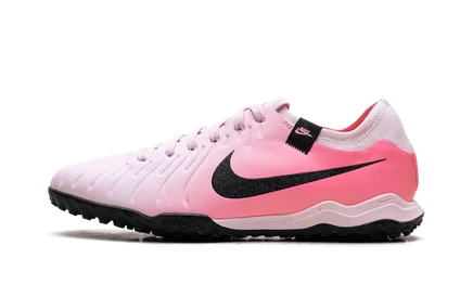 Футбольные бутсы Nike Tiempo Legend 10 TF, розовый/черный