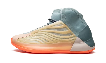 Обувь Yeezy Quantum HP6595, Hi-Res Coral