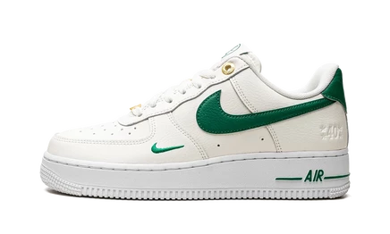 Кроссовки Nike Air Force 1 Low DQ7658 белые с малахитовым