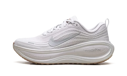 Кроссовки Nike Vomero Plus, серые