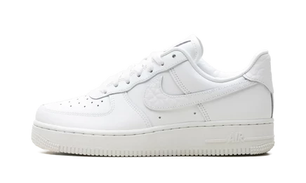 Женские кроссовки Nike Air Force 1 '07 Low, белые