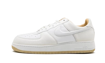 Кроссовки Nike Air Force 1 LUX, белые