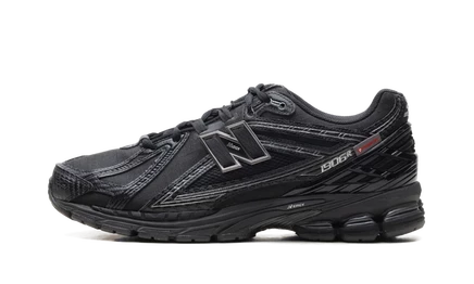 Кроссовки New Balance 1906, черные/серебристые