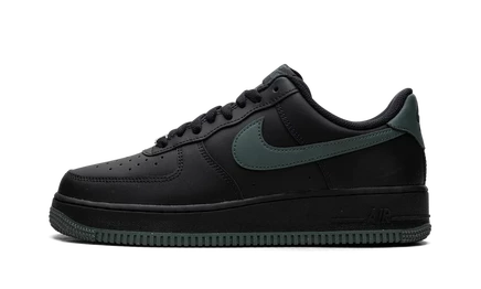Кроссовки Nike Air Force 1 FJ4146 001, черно-зеленые