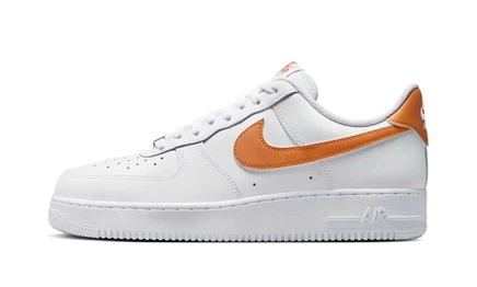 Кроссовки Nike Air Force 1 Low '07, белые/Monarch