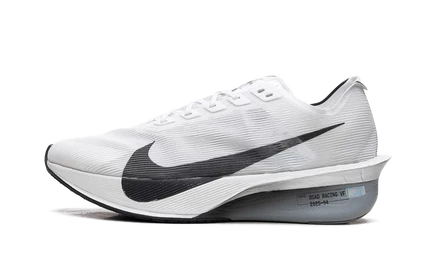 Беговые кроссовки Nike ZoomX Vaporfly Next%4, белые/обсидиан
