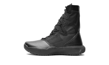 Кроссовки Nike SFB B1 DX2117 001, черные