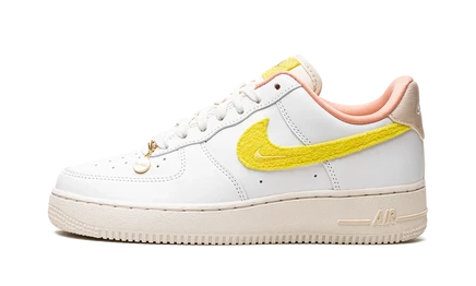 Женские кроссовки Nike Air Force 1 '07 LX DV2183