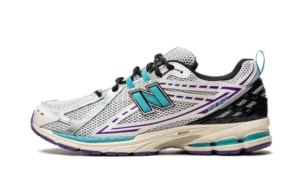 Кроссовки New Balance 1906R, белые/бирюзово-фиолетовые