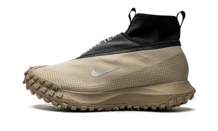 Кроссовки Nike ACG Mountain Fly Gore-Tex, серебристые