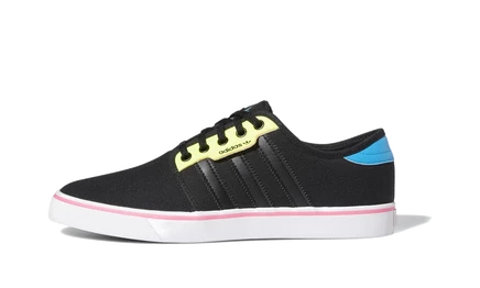 Кроссовки Adidas Seeley