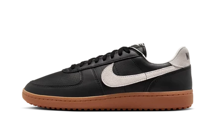 Кроссовки Nike Field General 82 SP HF5603 100, черные/коричневые